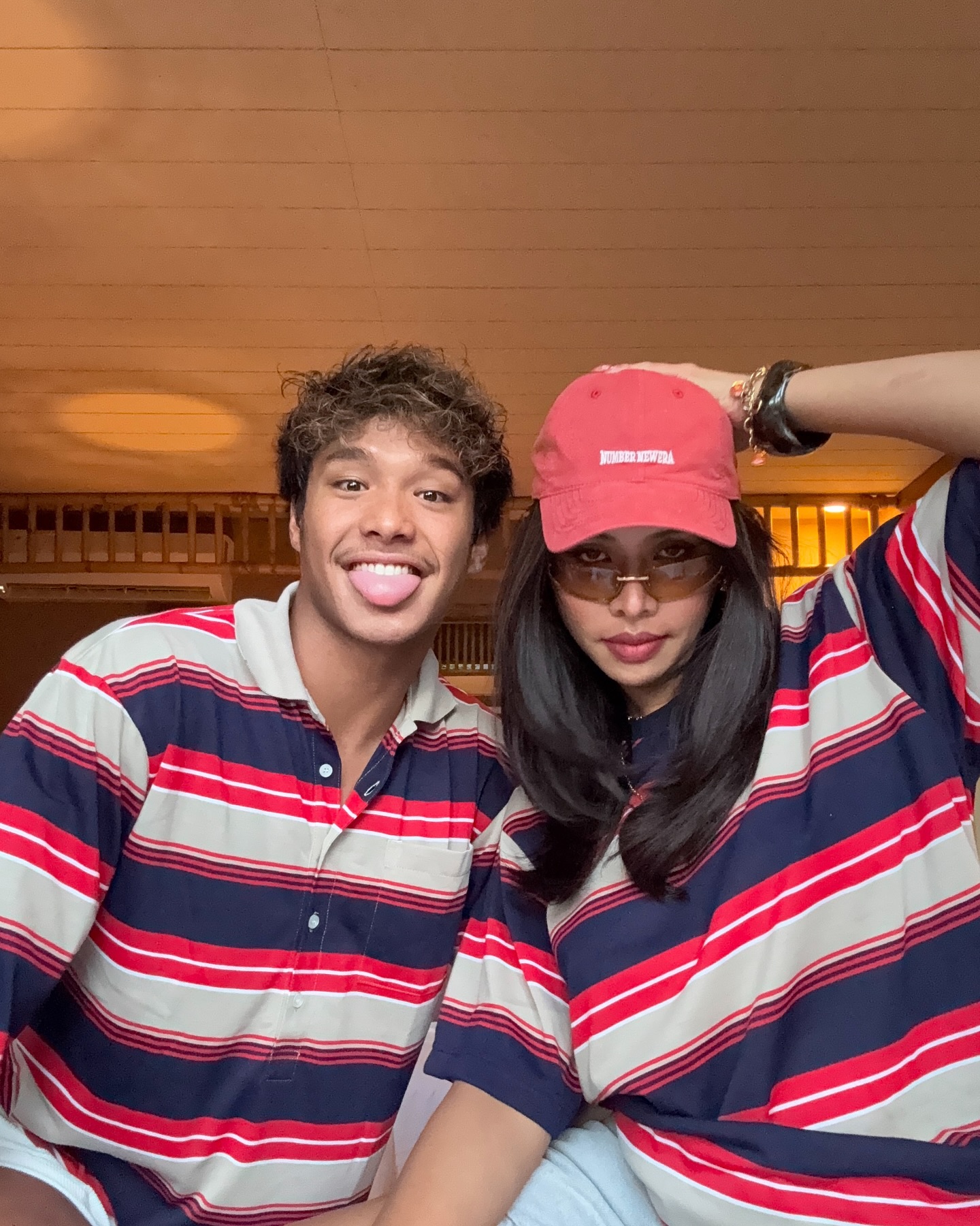 มิกซ์ ฉลามจัส