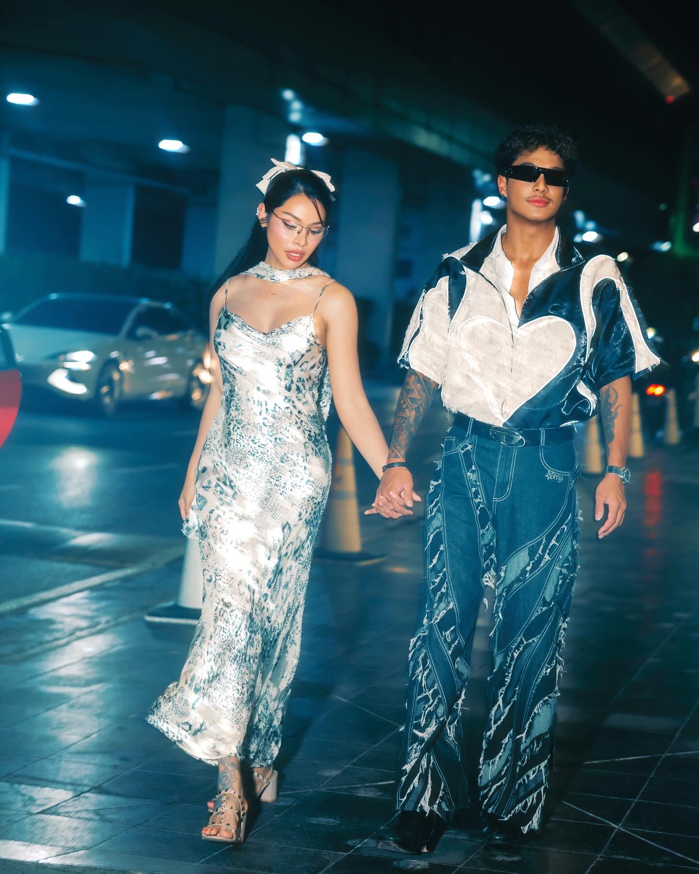 มิกซ์ ฉลามจัส