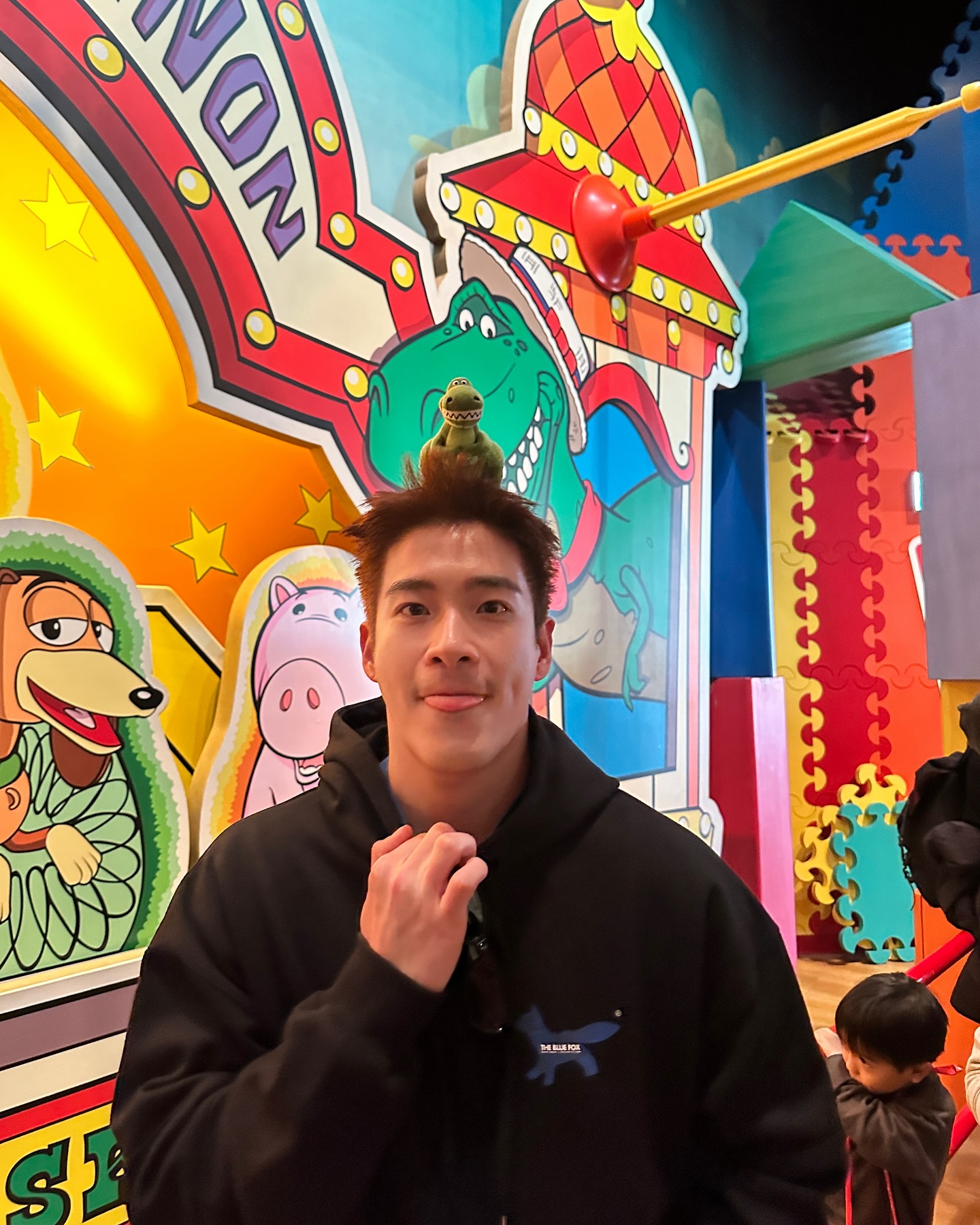 อาเล็ก ธีรเดช