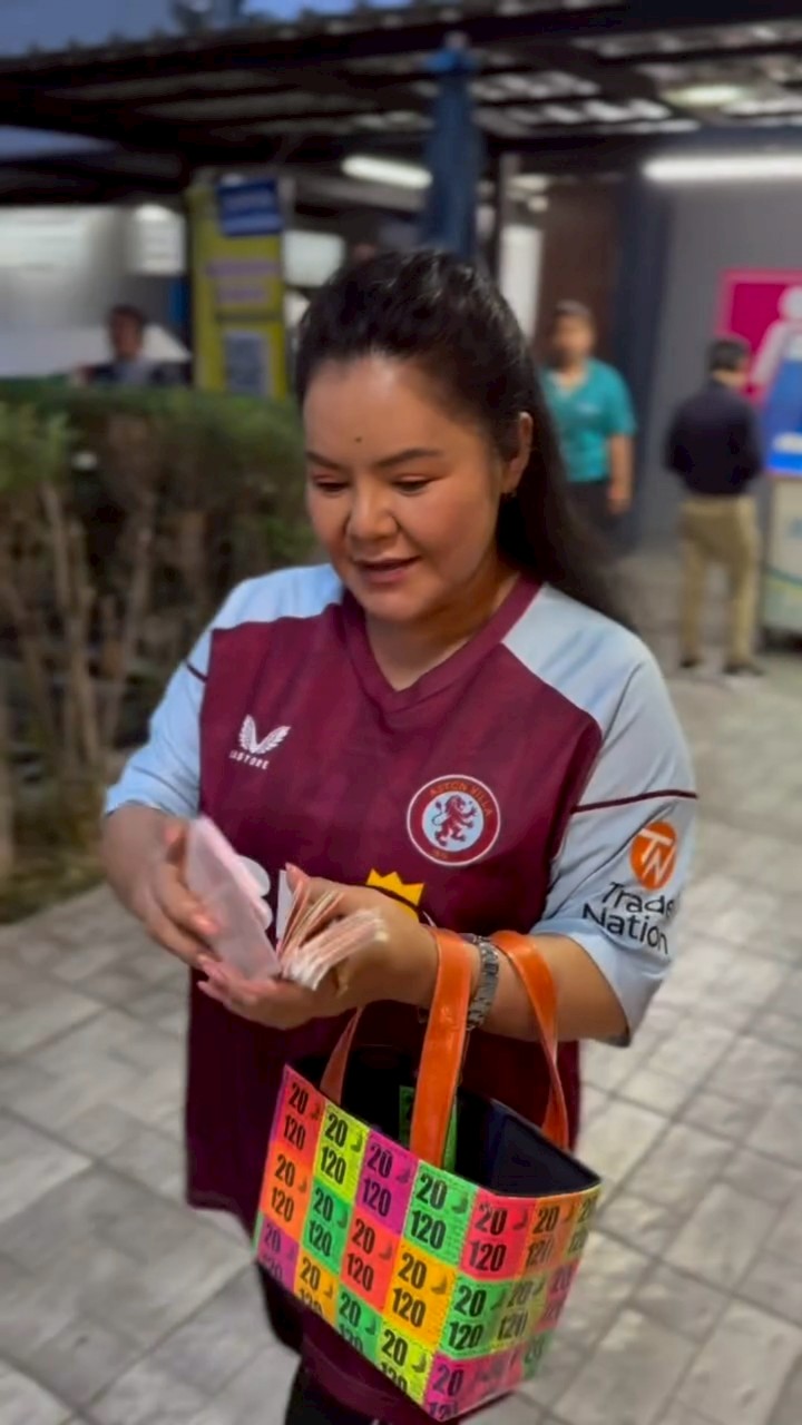 ฮาย อาภาพร