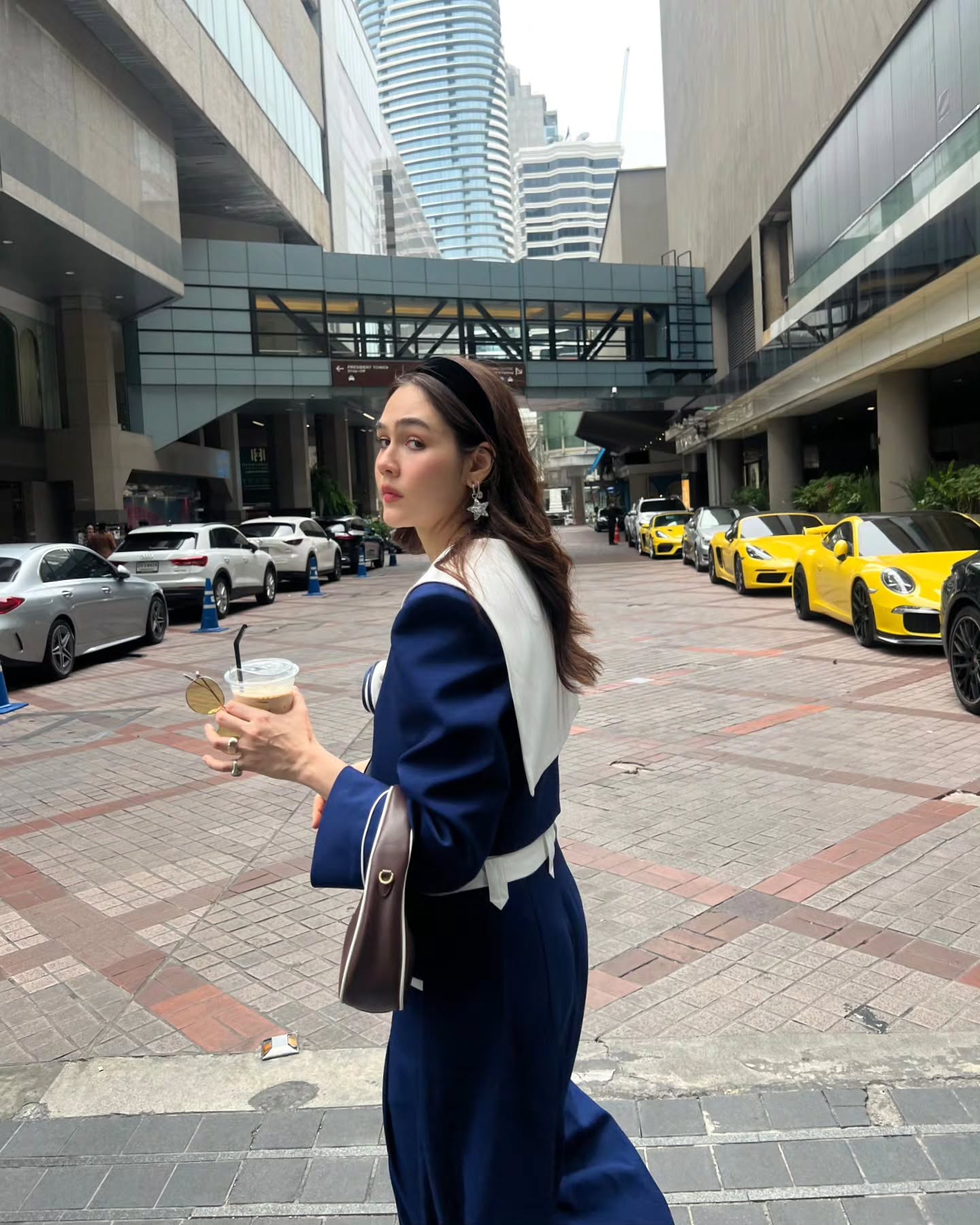 ชมพู่ อารยา