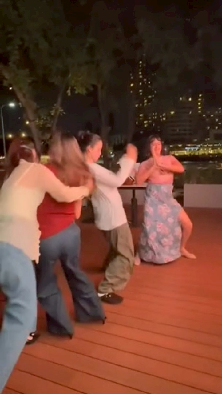 โบว์ เมลดา