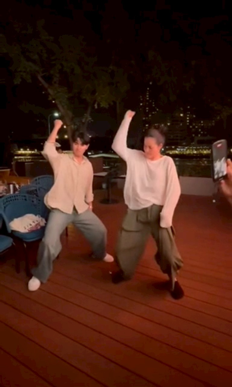 โบว์ เมลดา