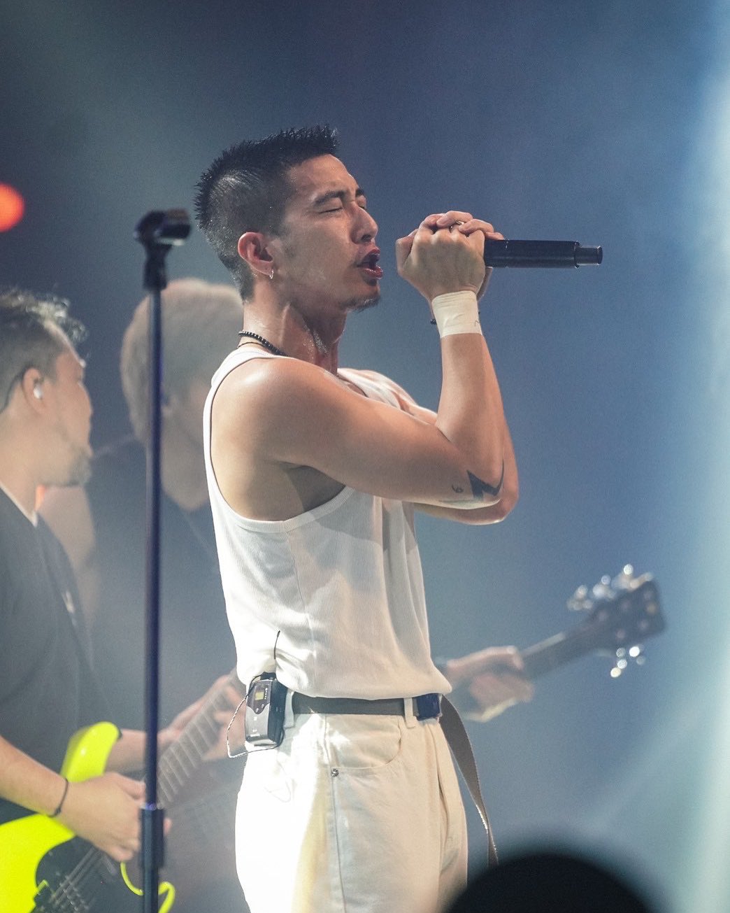 โตโน่ ภาคิน