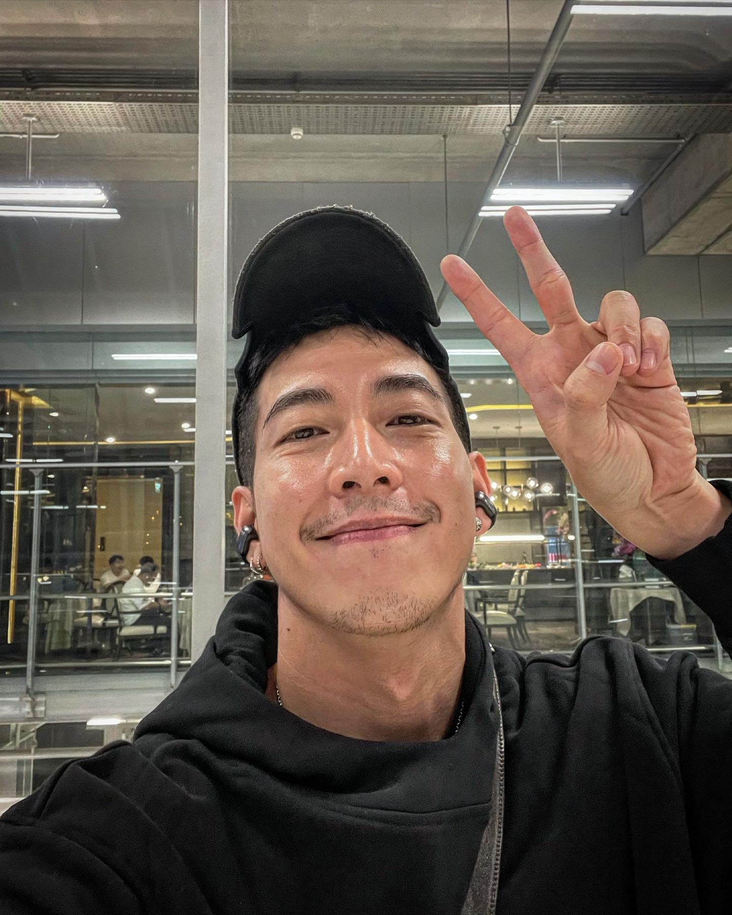 โตโน่ ภาคิน