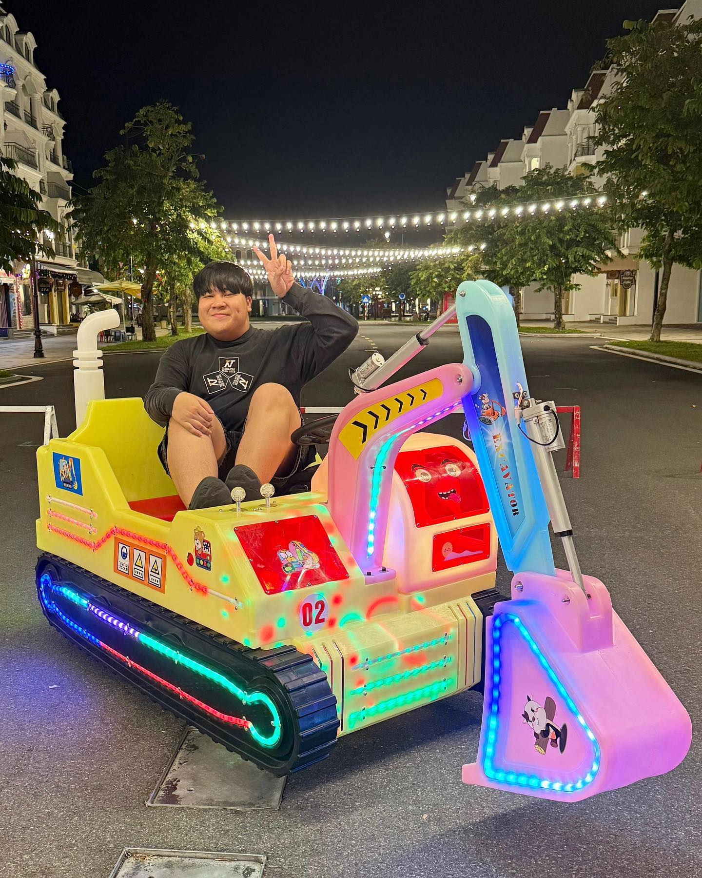 อาไท กลมกิ๊ก