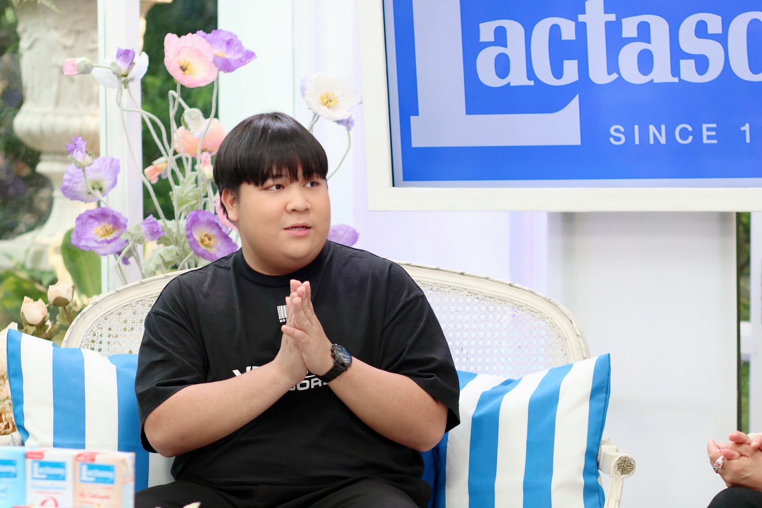 อาไท กลมกิ๊ก