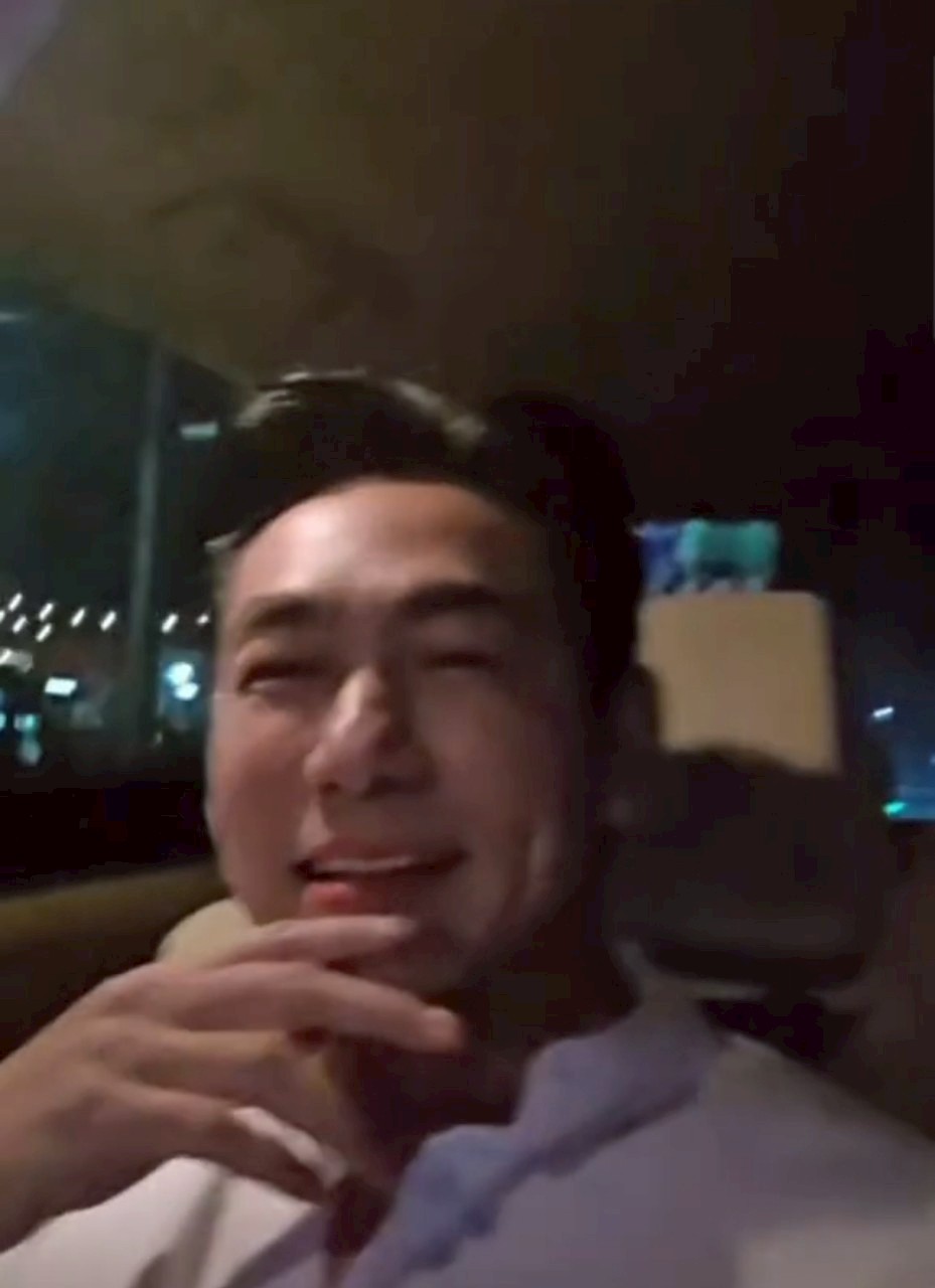 ดีเจเพชรจ้า - น้องเนปจูน