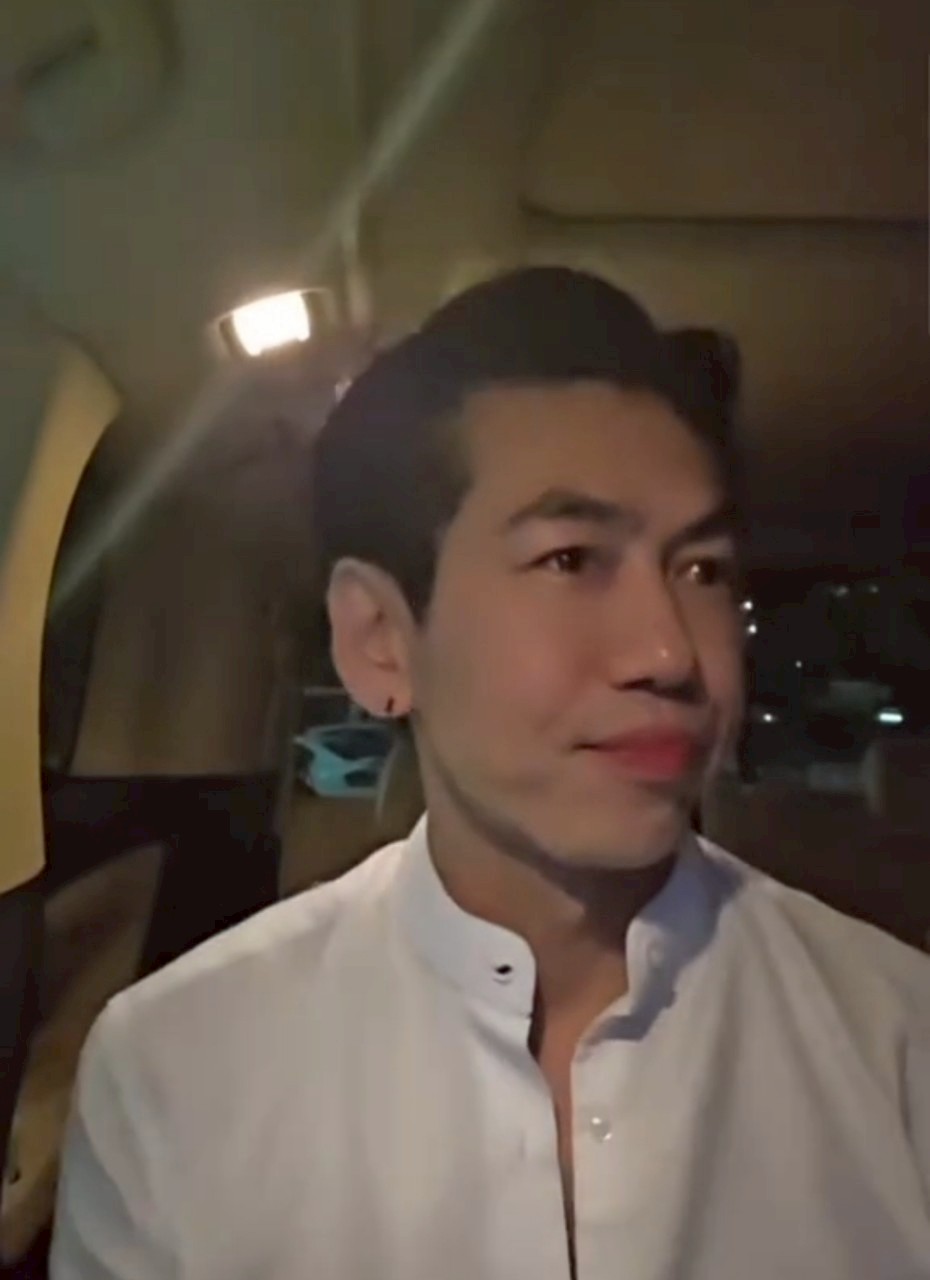 ดีเจเพชรจ้า - น้องเนปจูน