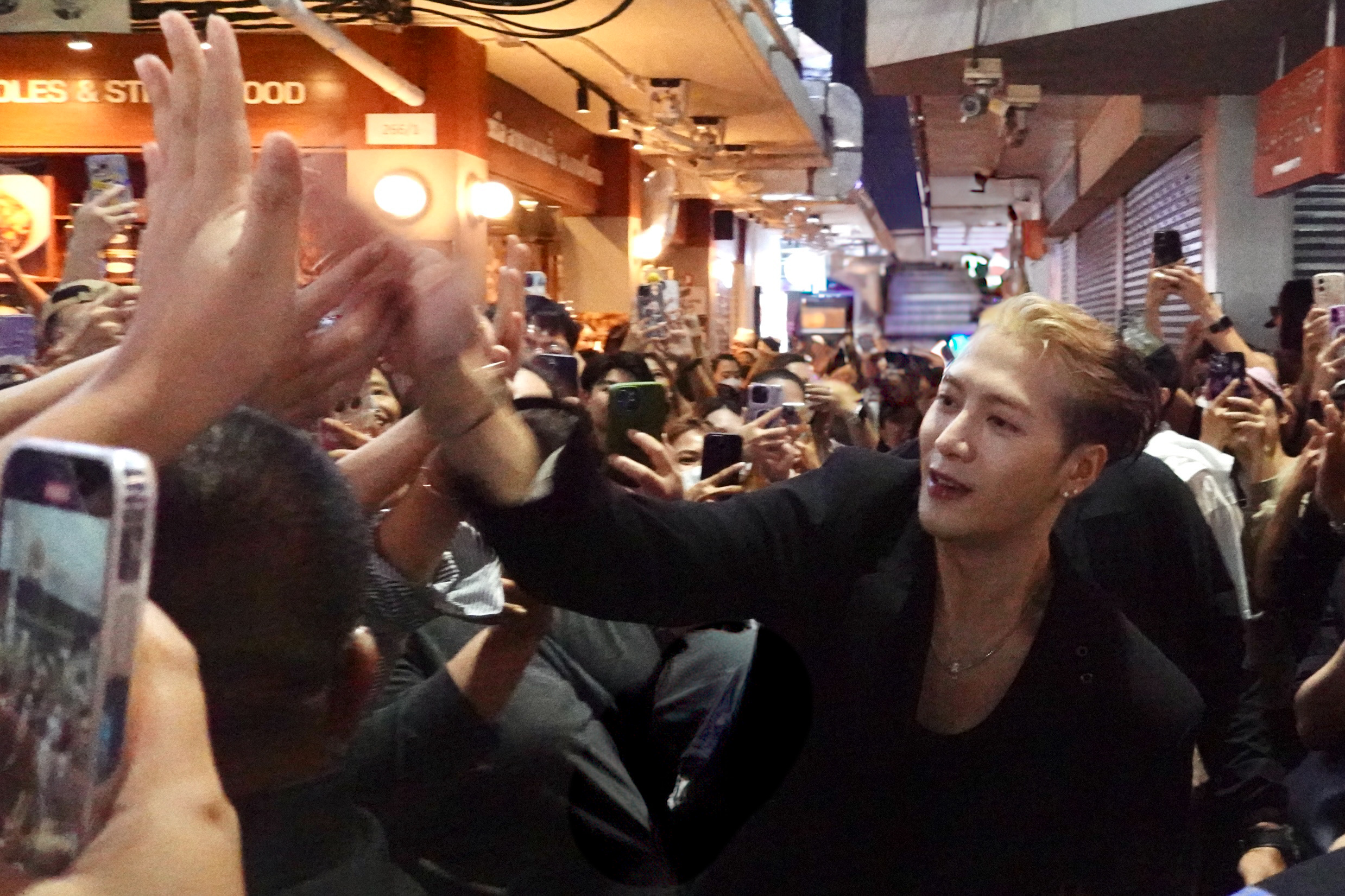 แจ็คสัน หวัง มาไทย