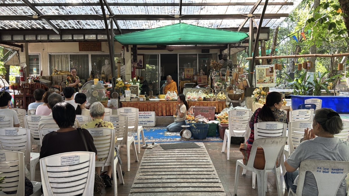 นนทบุรี พระพยอมติง แก๊งทวงหนี้บุกทำร้ายพระ สมควรแก่เหตุ เหมือนไฟนรกไหม้จีวร