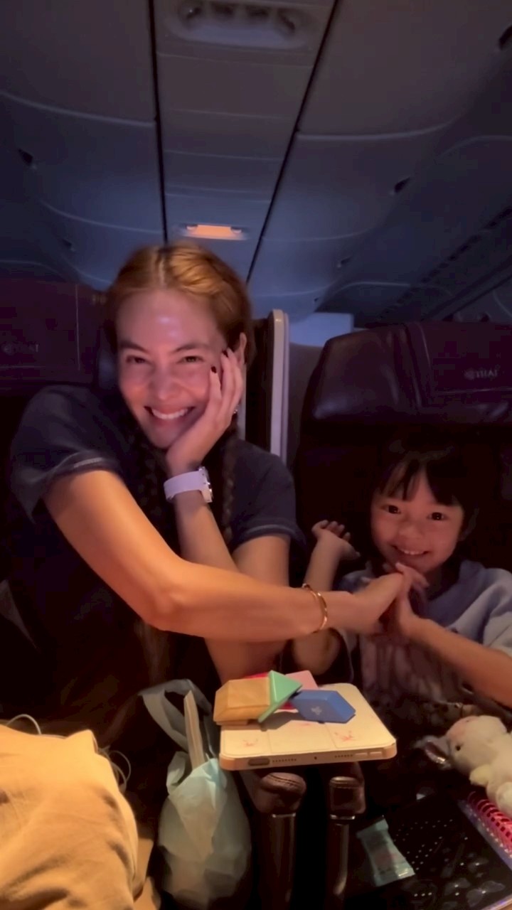 เจนี่ น้องโนล่า