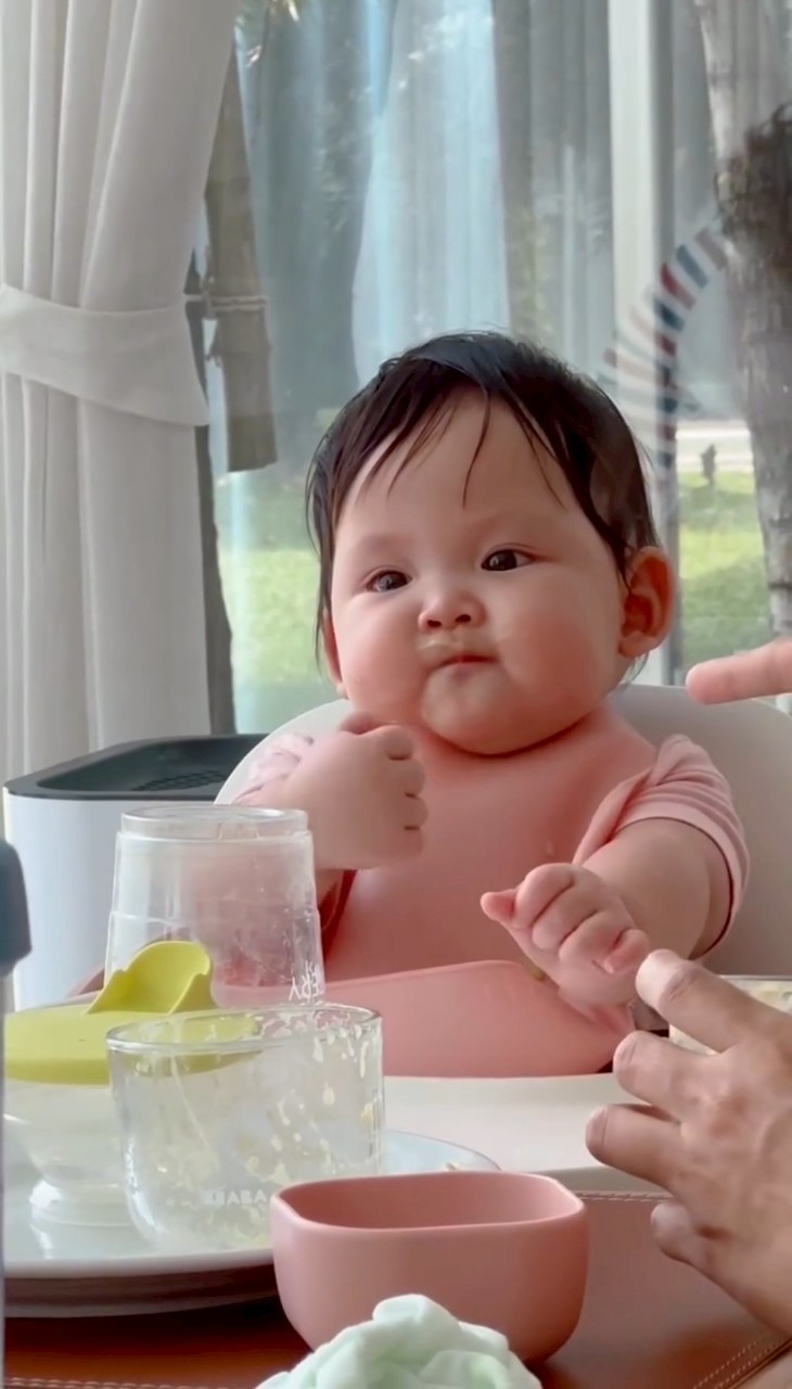 น้องออโรร่า