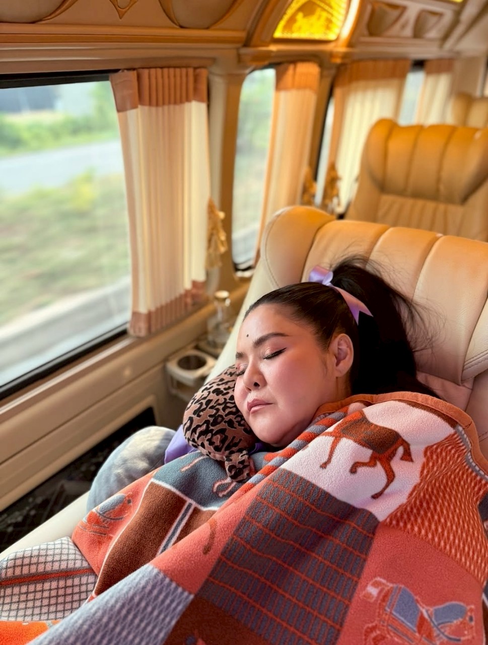 ฮาย อาภาพร