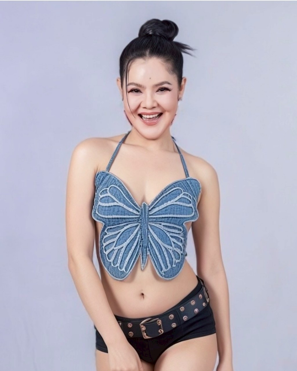 ฮาย อาภาพร