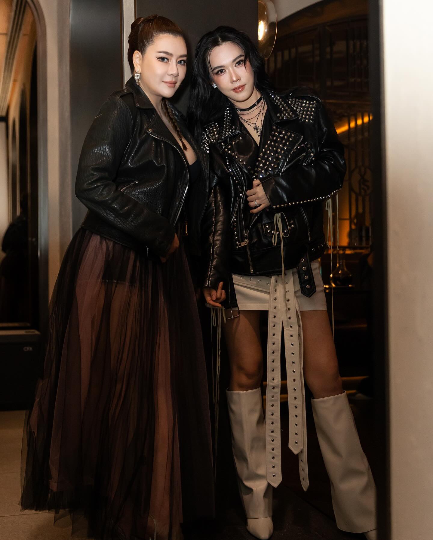 เมย์ เฟื่องอารมย์