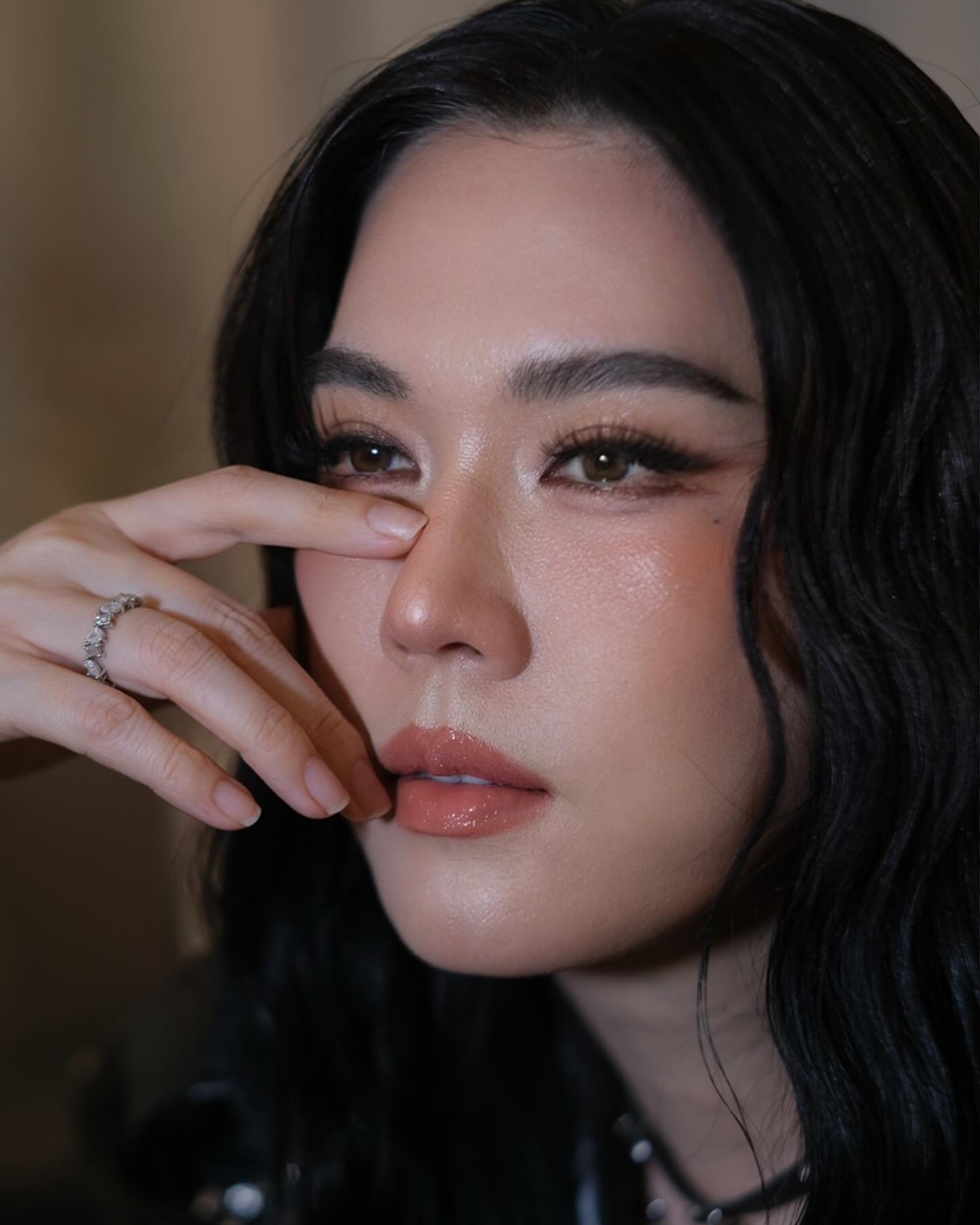 เมย์ เฟื่องอารมย์