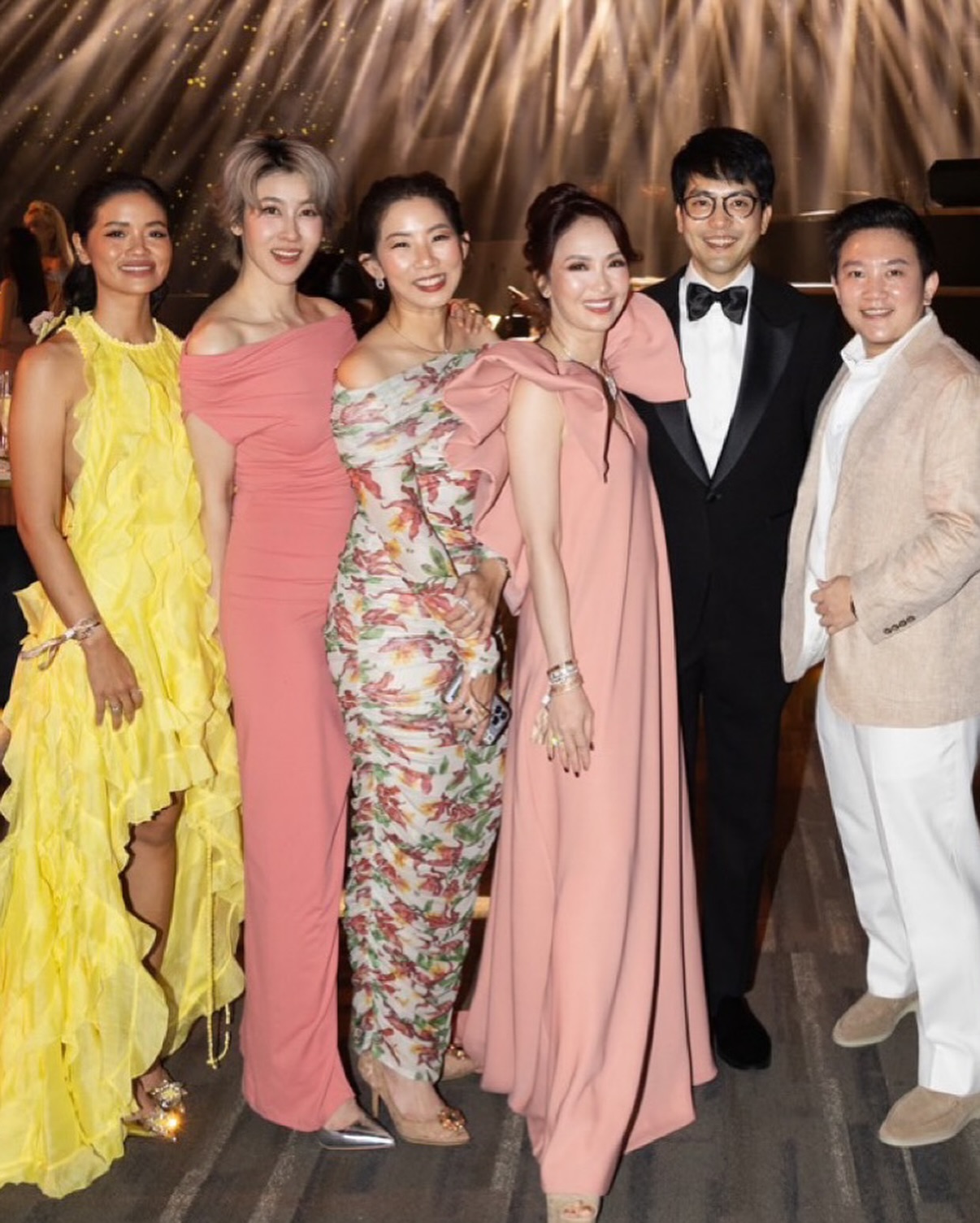 เชียร์ ฑิฆัมพร