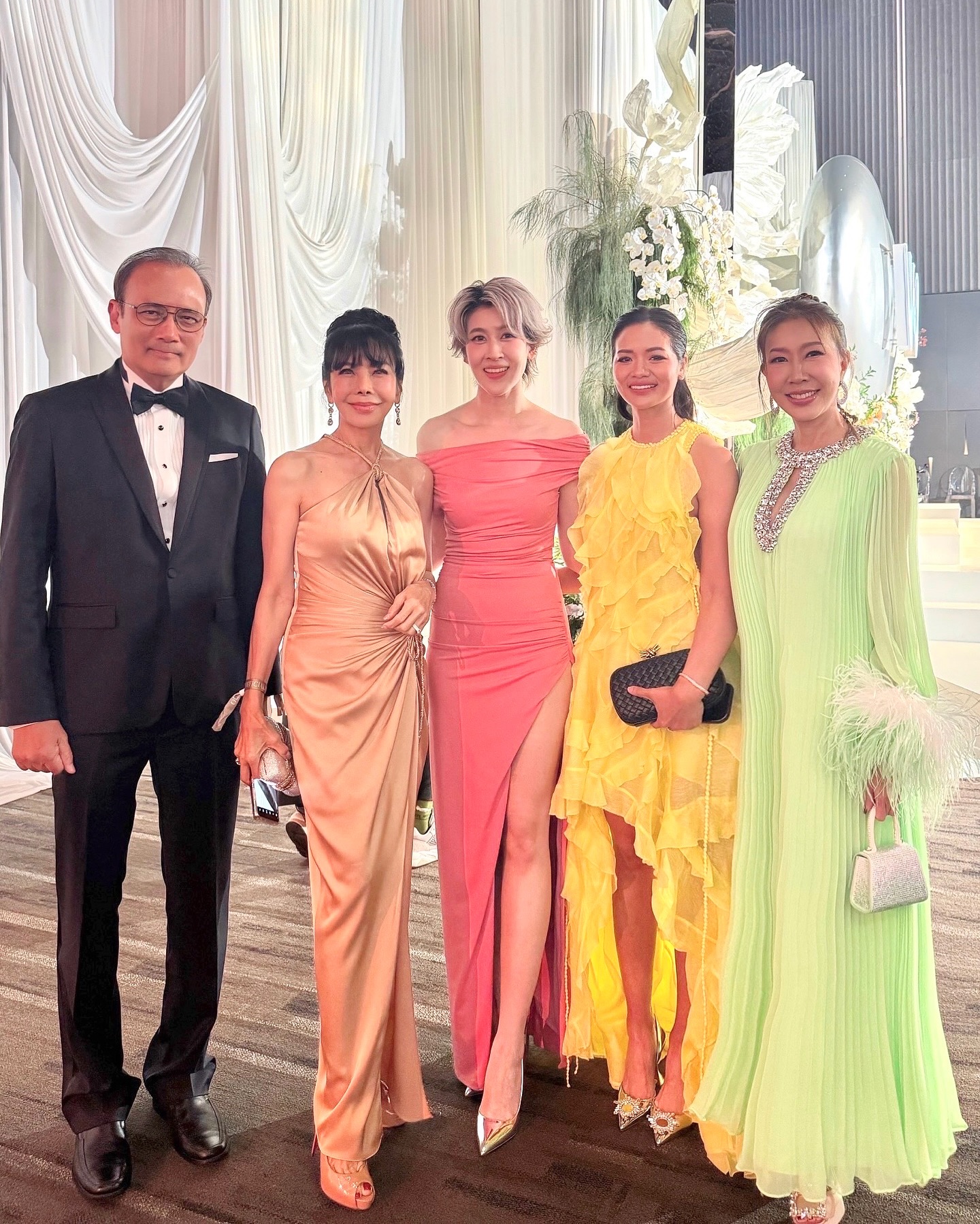 เชียร์ ฑิฆัมพร