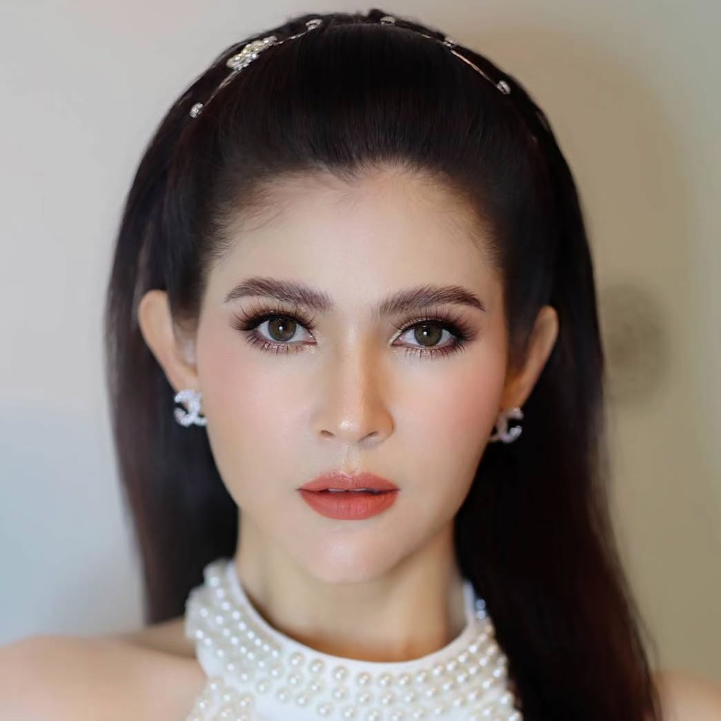 แอนนี่ บรู๊ค