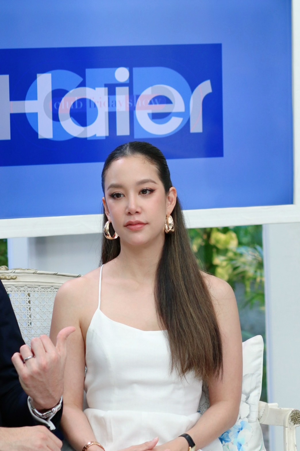 แอริน เบญจ