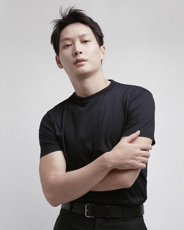 เปิดประวัติ "ไอซ์ซึ ณัฐรัตน์"  จากนายแบบโกอินเตอร์สู่นักแสดงคุณภาพวงการบันเทิงไทย
