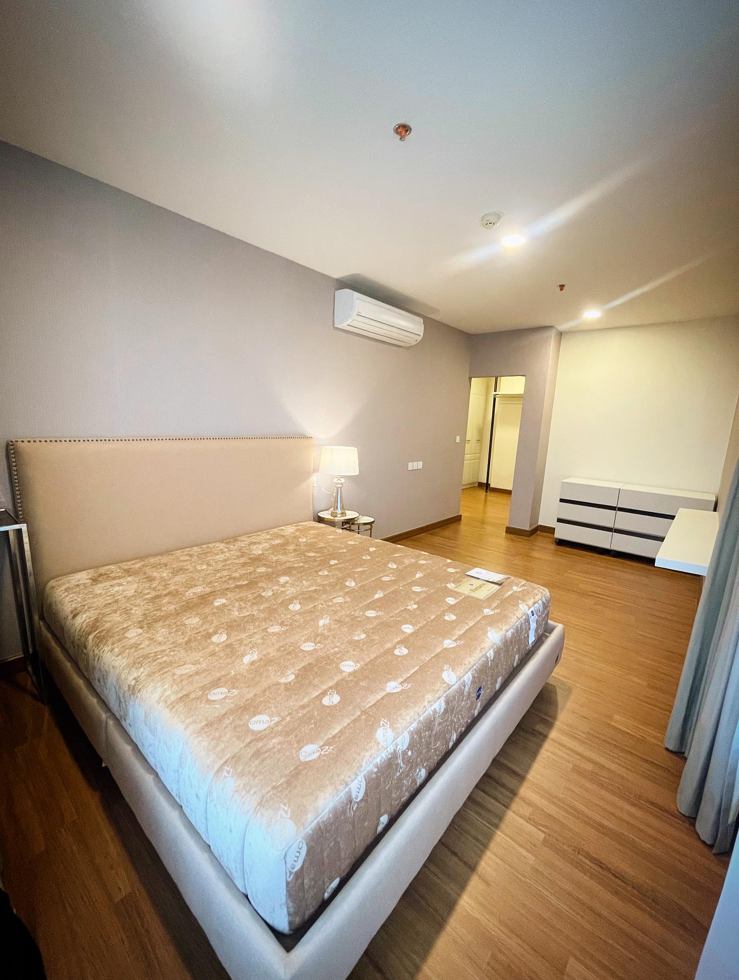 อั๋น ภูวนาท