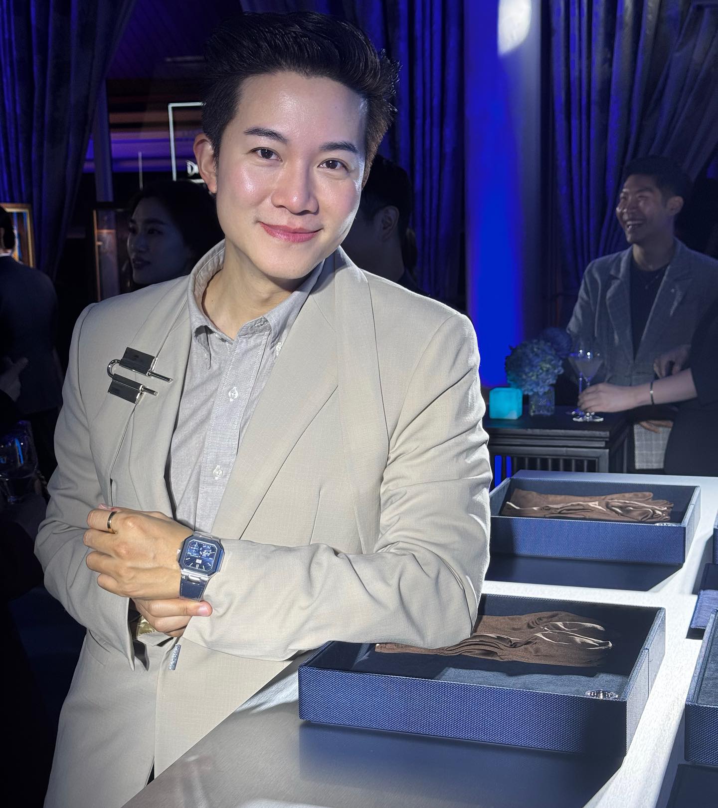 อั๋น ภูวนาท