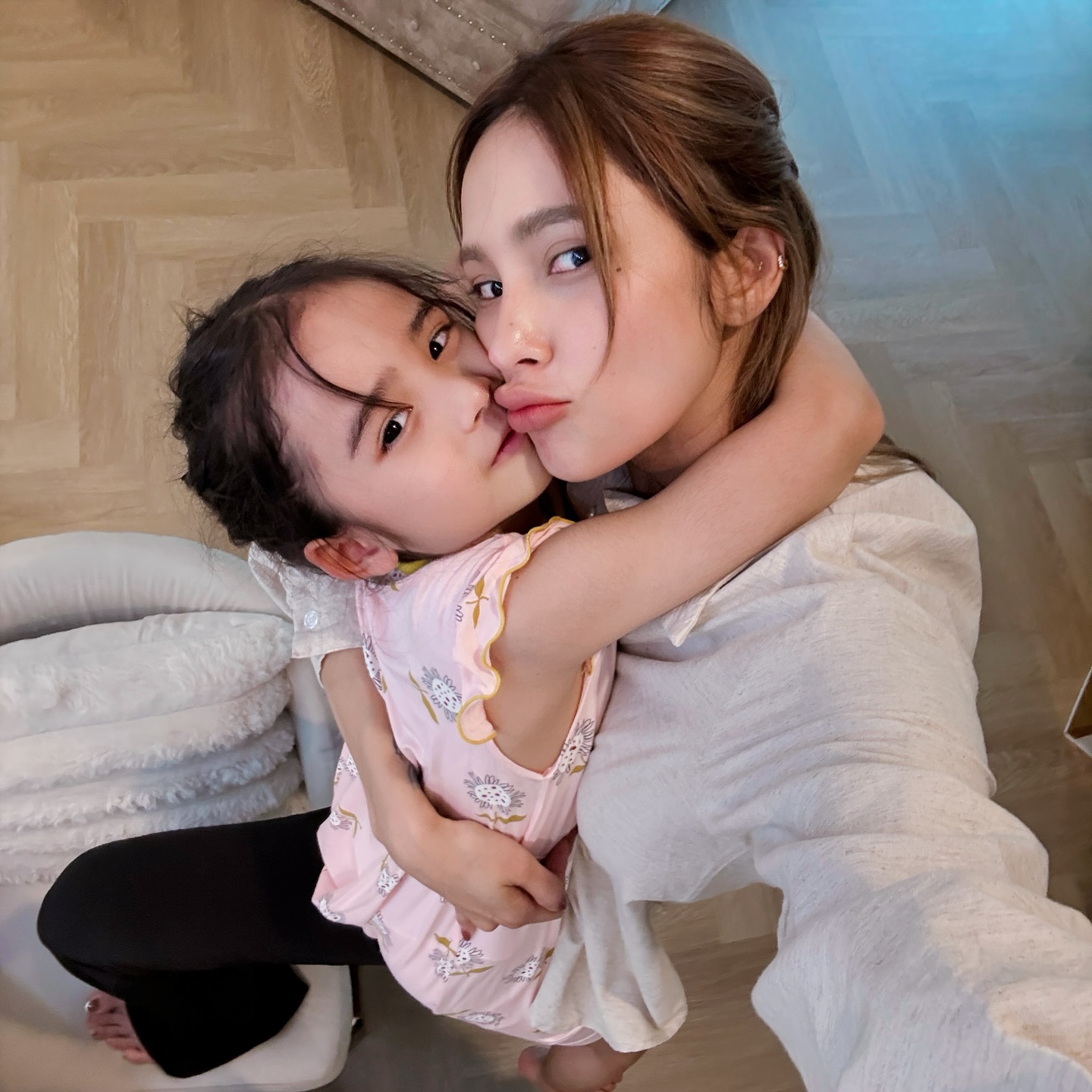 อุ้ม ลักขณา - น้องดิสนีย์