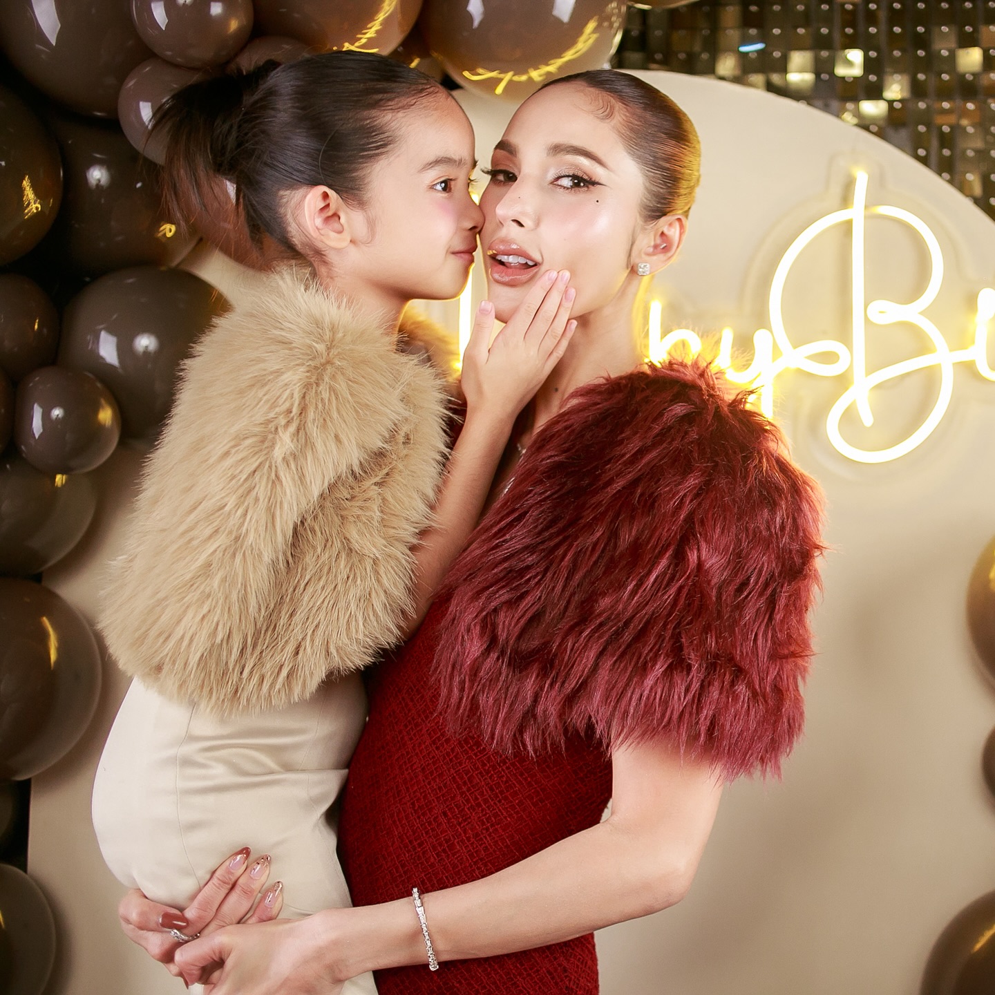 อุ้ม ลักขณา - น้องดิสนีย์