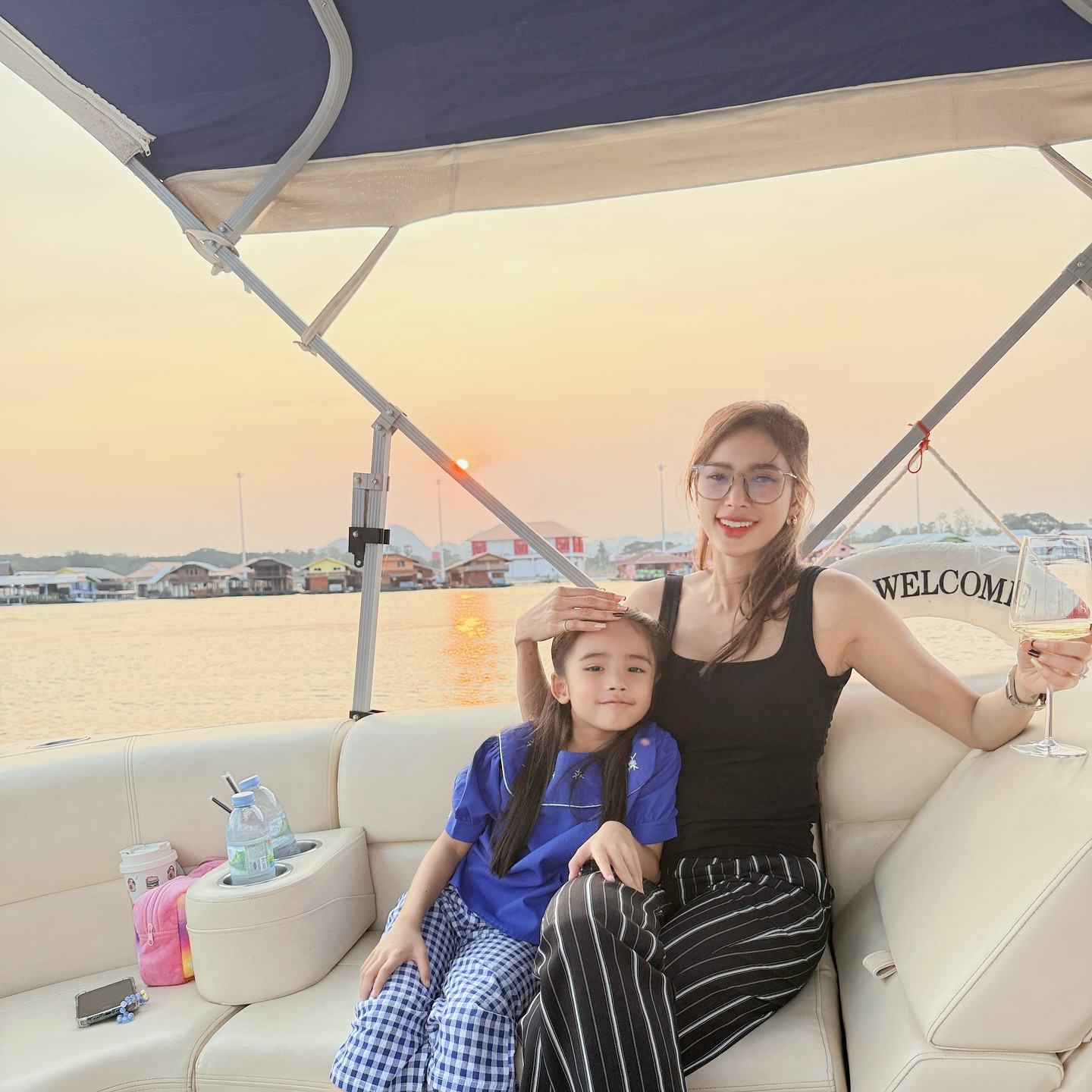 อุ้ม ลักขณา - น้องดิสนีย์