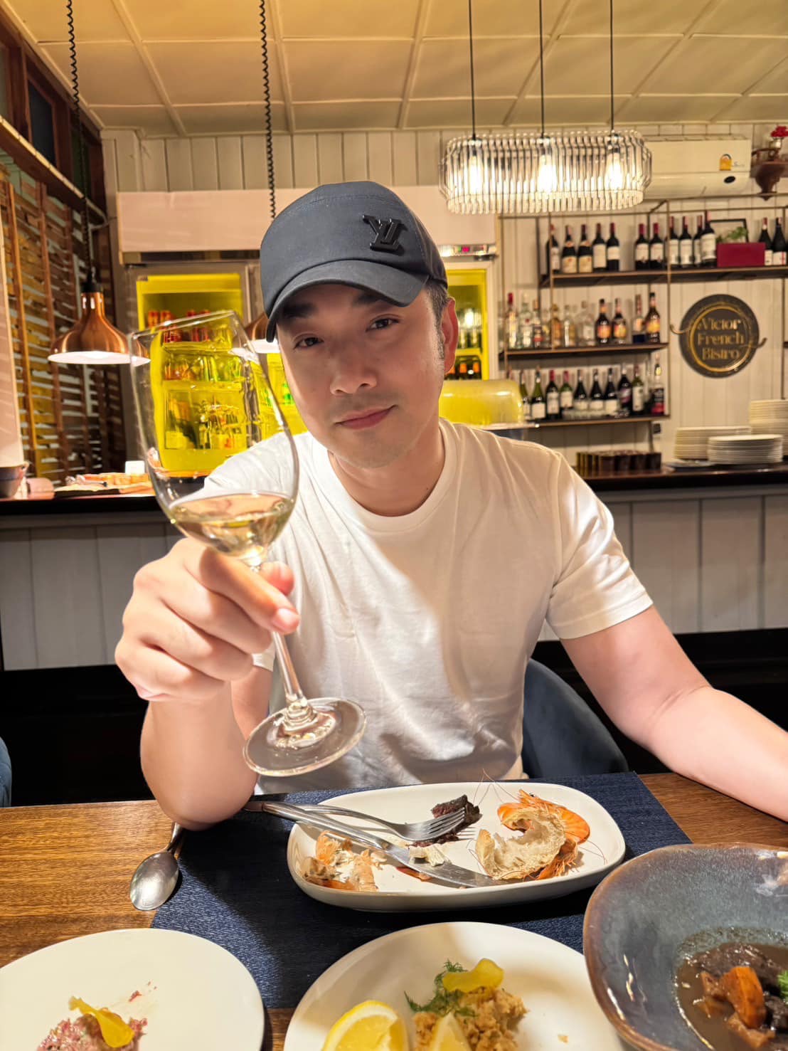 เจมส์ เรืองศักดิ์