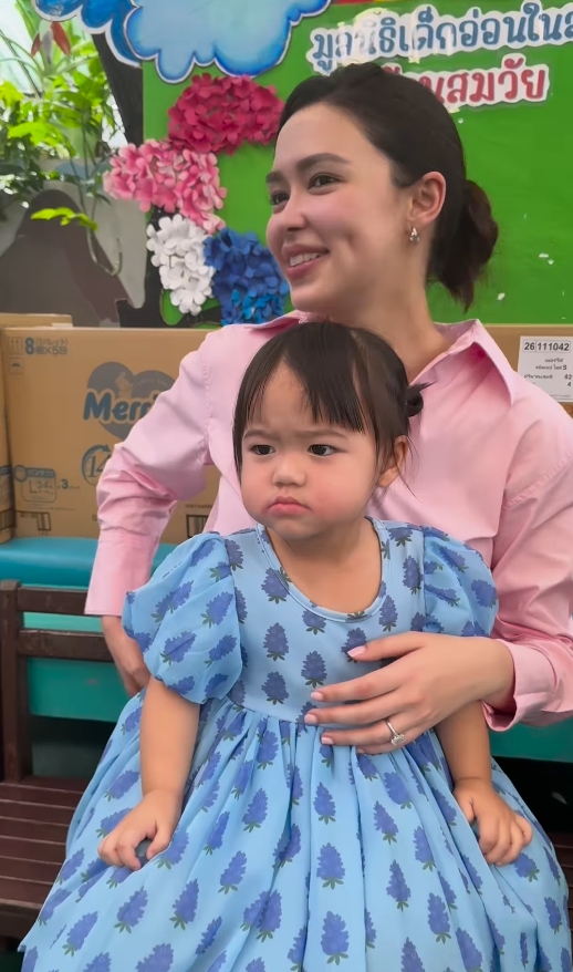 น้องเอลิเซีย