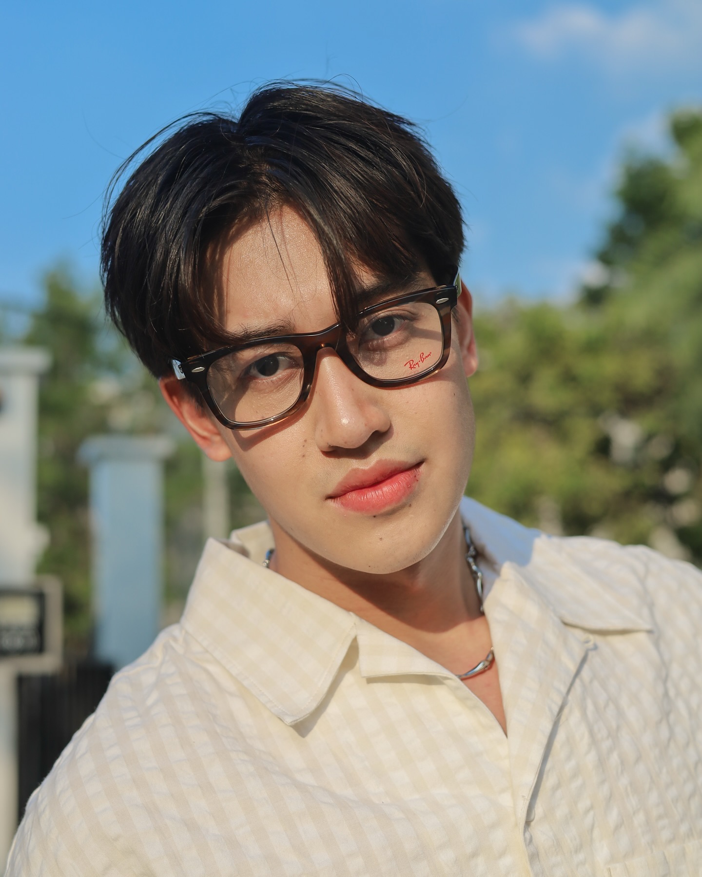 เชลล์ ธกฤต