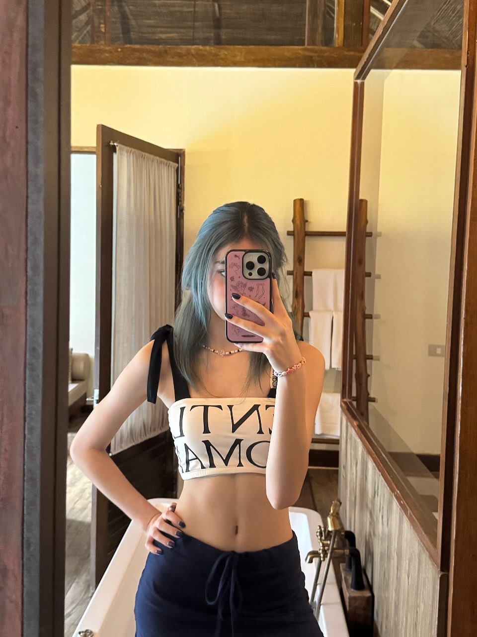 น้องลียา
