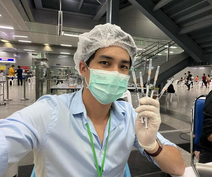 ดารารับราชการ