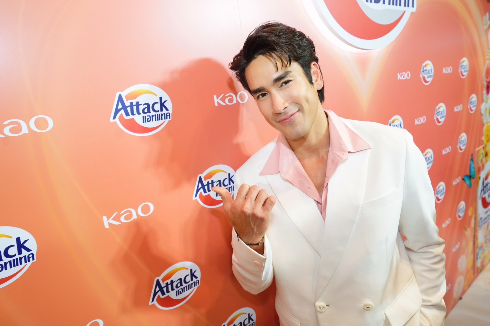 ณเดชน์ ญาญ่า