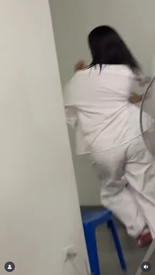 โบว์ ใหม่
