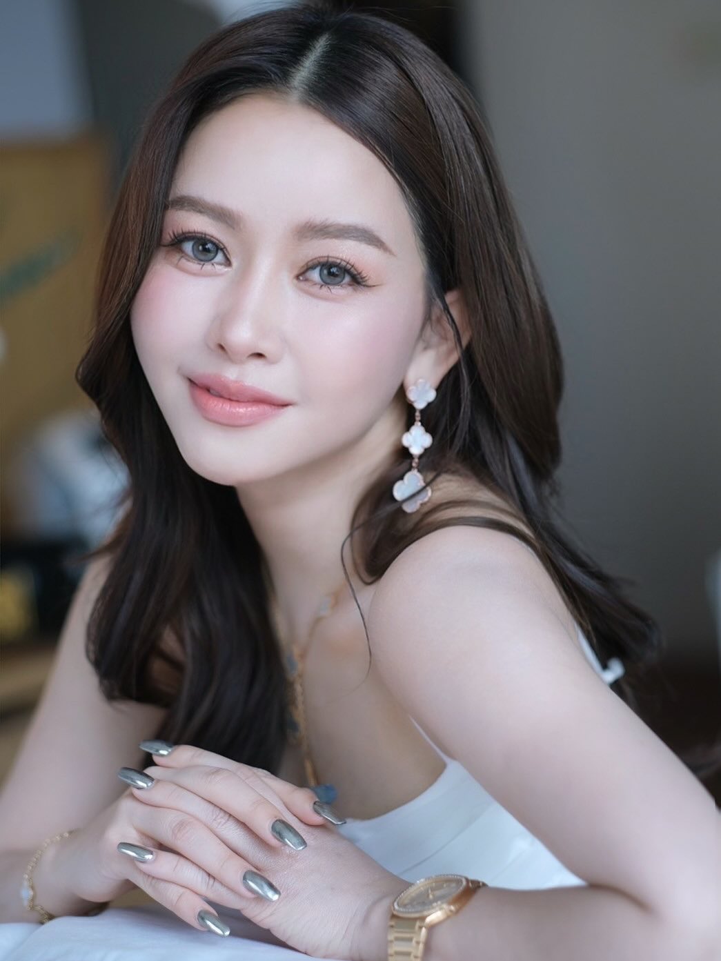เมย์ จี๋