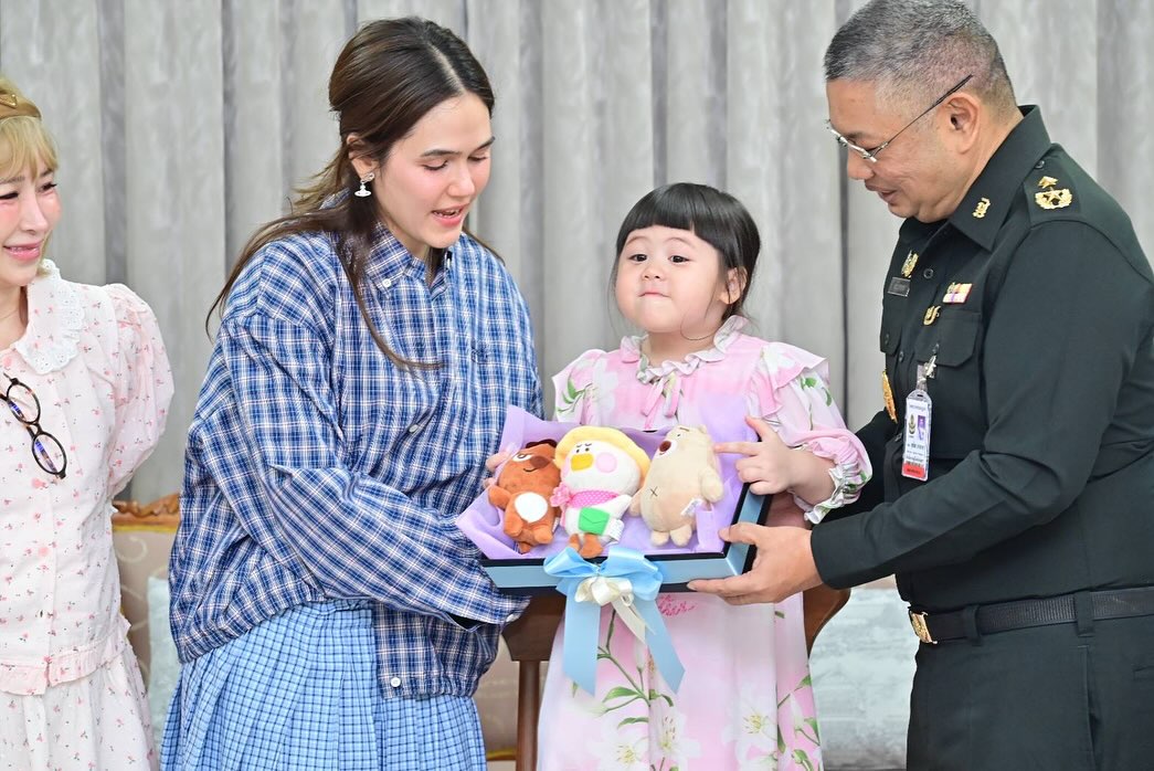 ชมพู่ น้องเกล