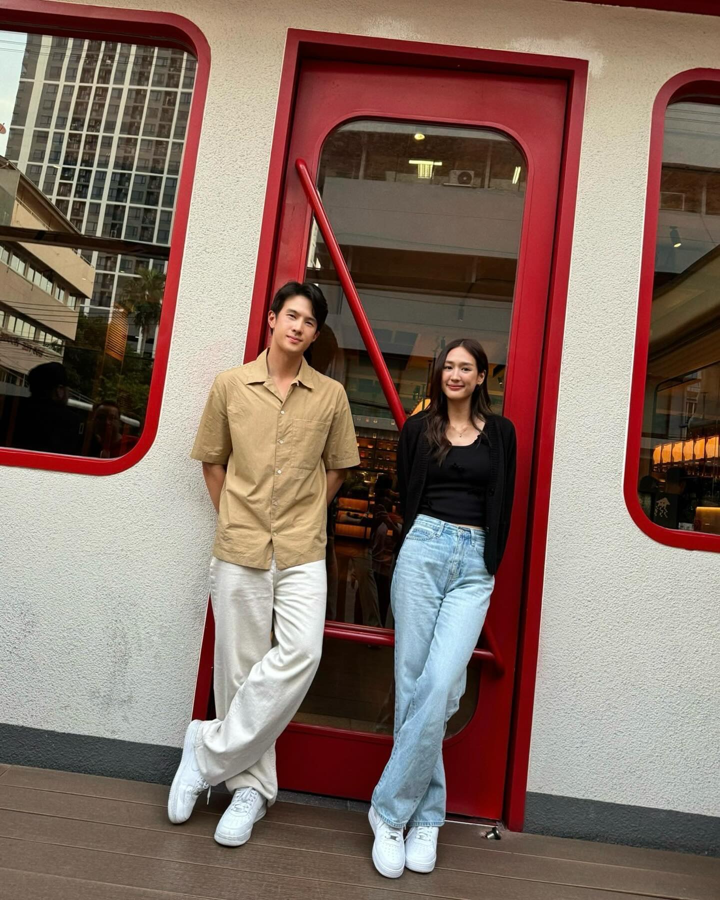 เจมส์ มาร์ - พาย รินรดา