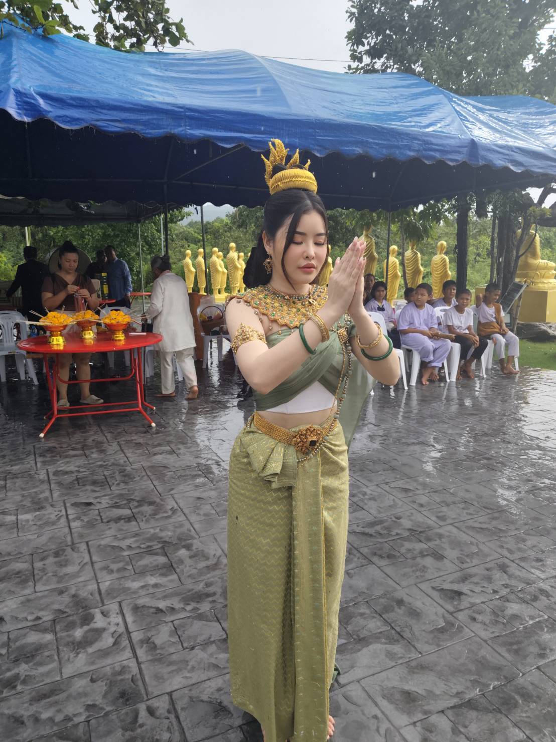 ลิลลี่ เหงียน