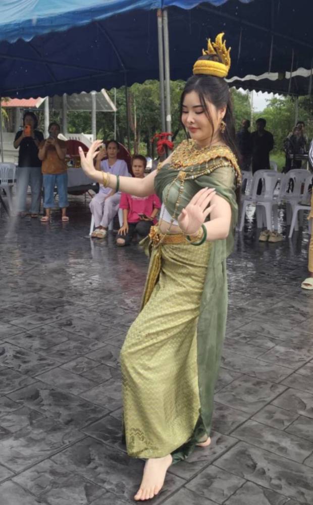 ลิลลี่ เหงียน