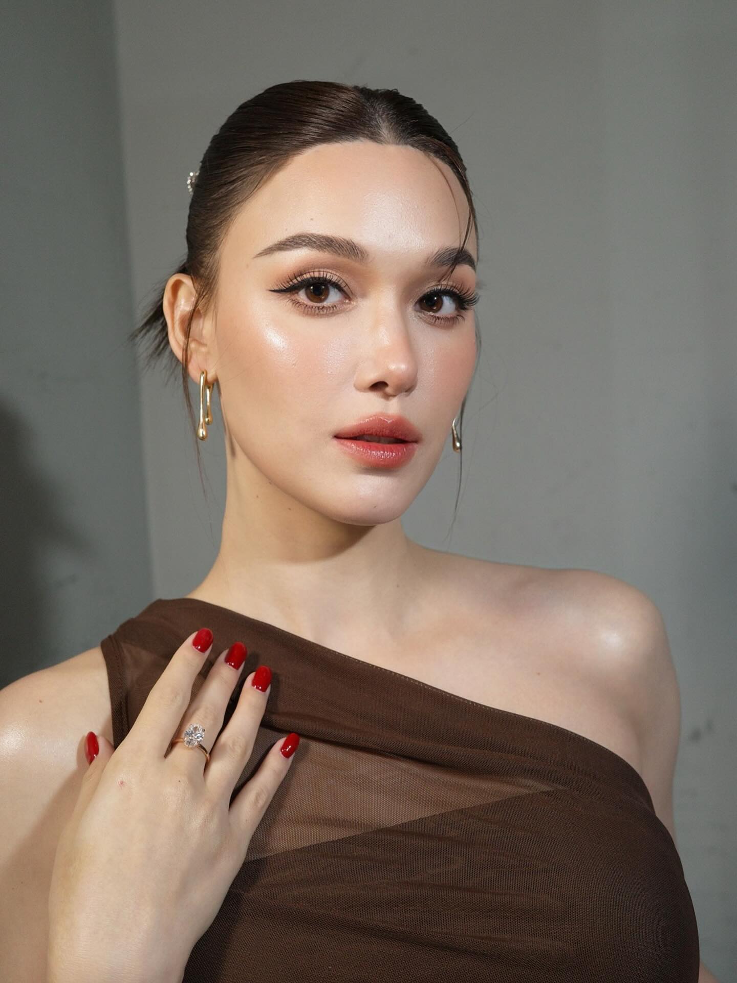 แจ็คกี้ ชาเคอลีน