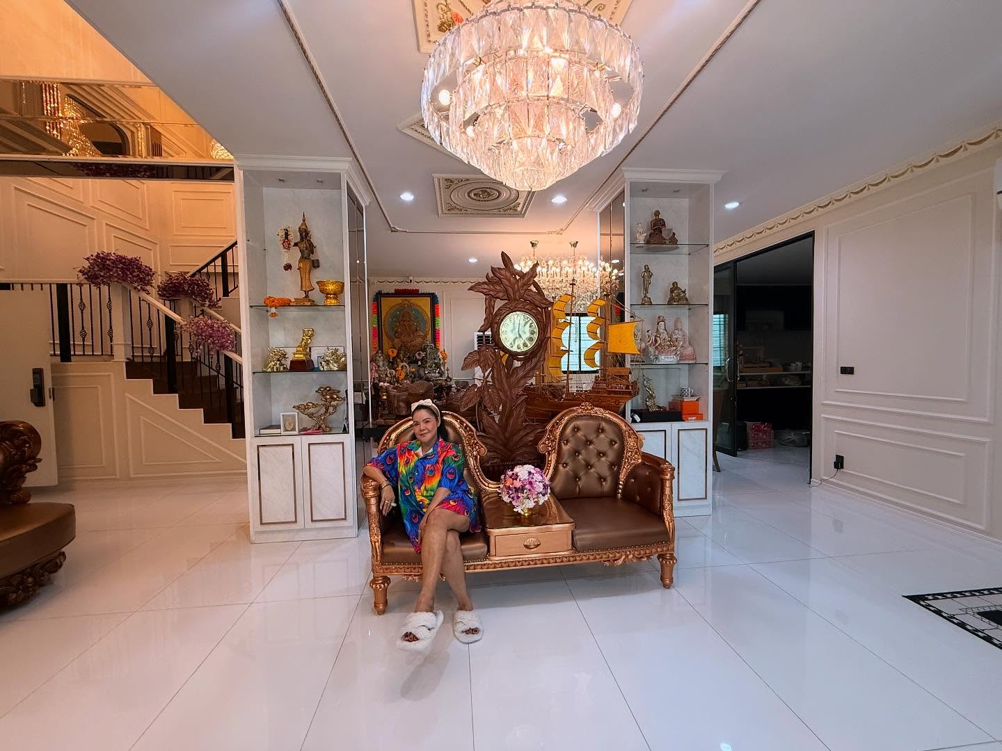 ฮาย อาภาพร