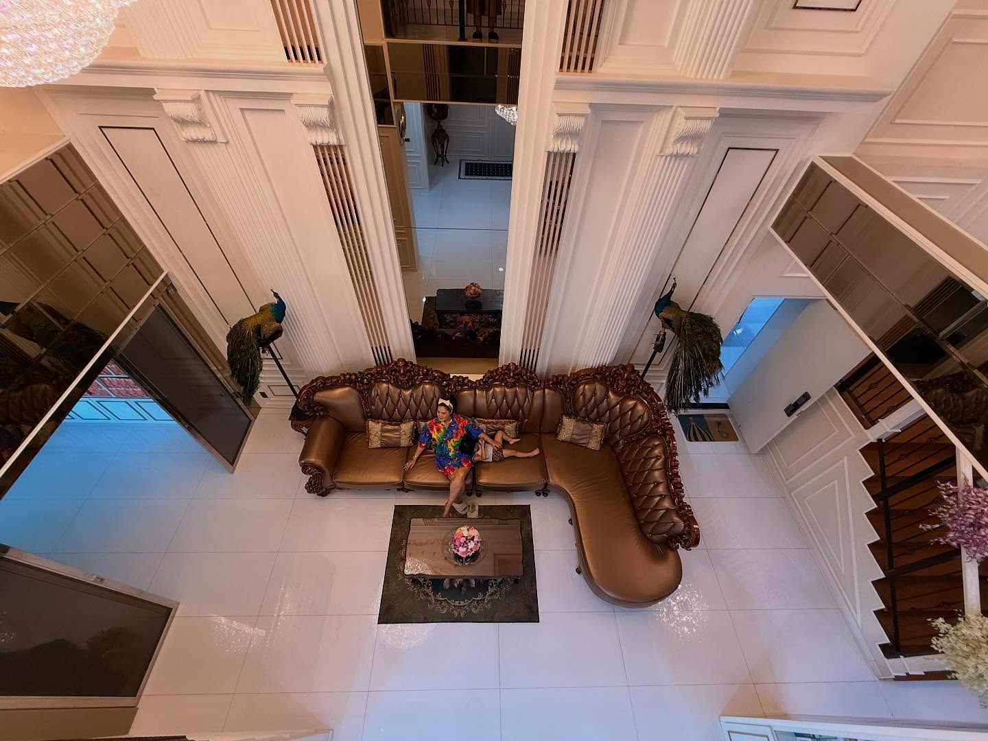 ฮาย อาภาพร