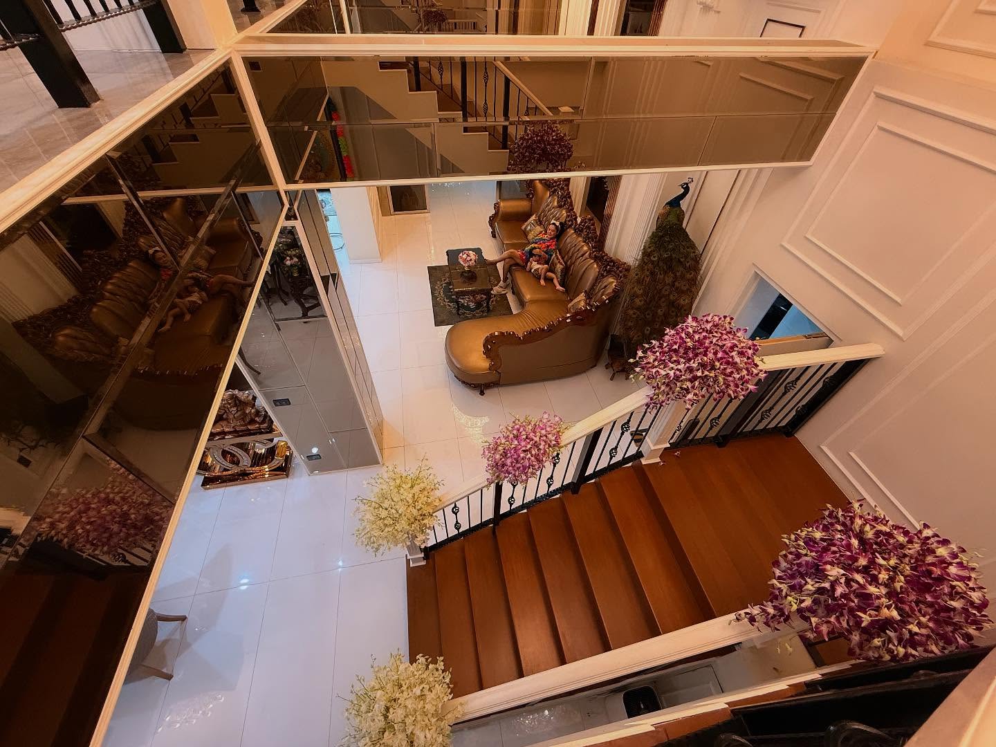 ฮาย อาภาพร