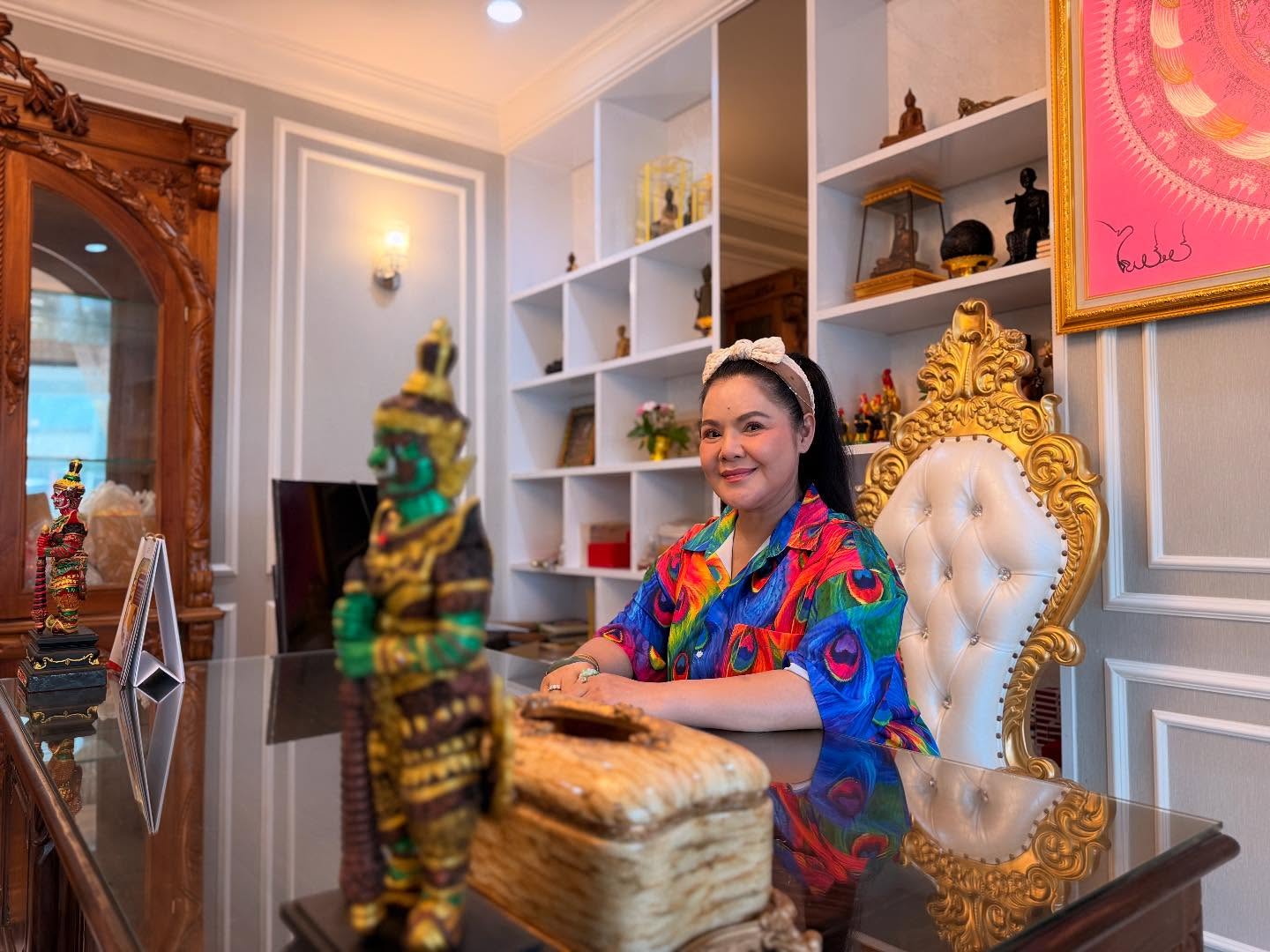 ฮาย อาภาพร