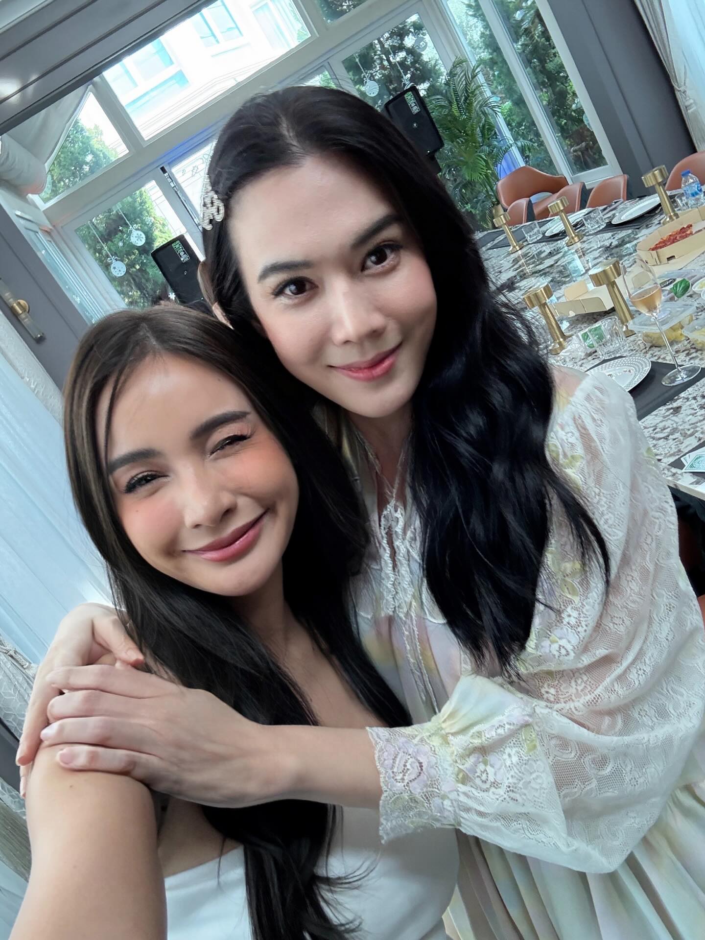 เมย์ เฟื่องอารมย์