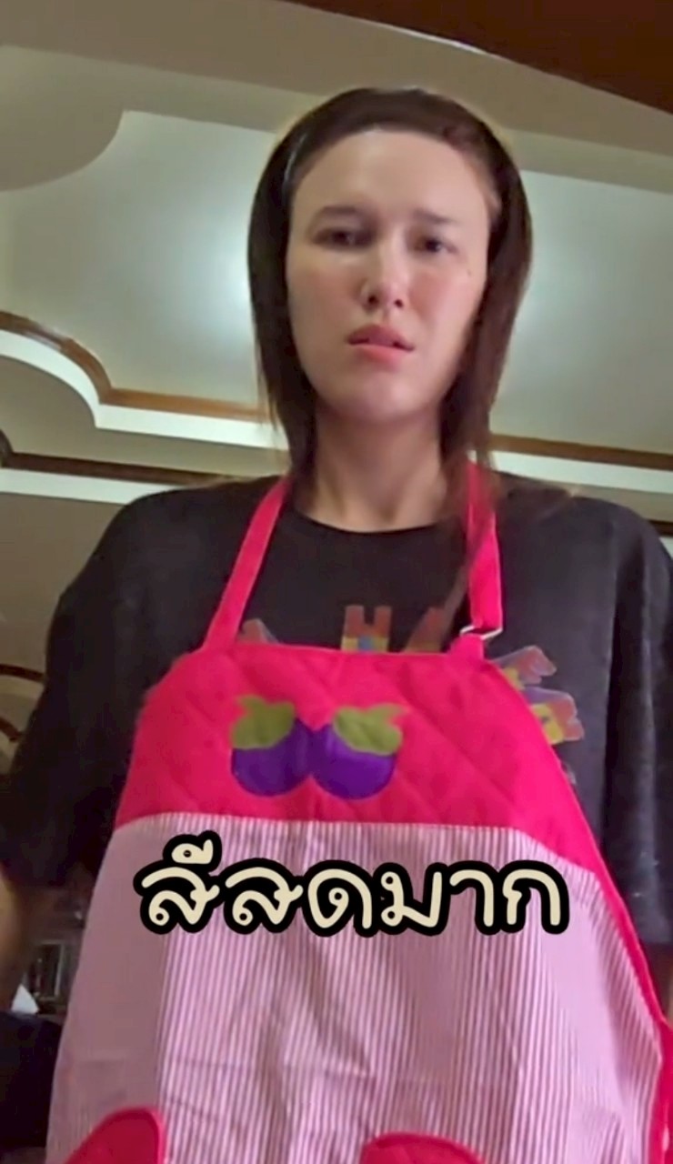 แจ็คกี้ ชาเคอลีน